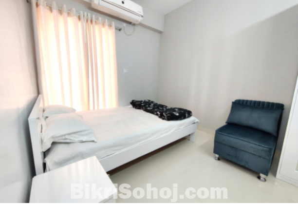 Rent Furnished Two Bedroom Apartment in Bashundhara R/A